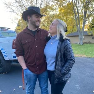 Meet your Posher, Abigail